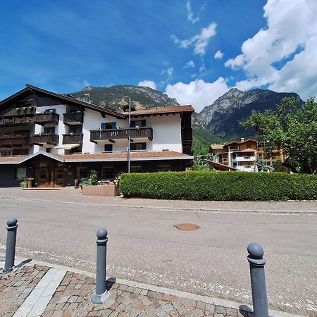 科尼乐酒店 Ziano di Fiemme 外观 照片