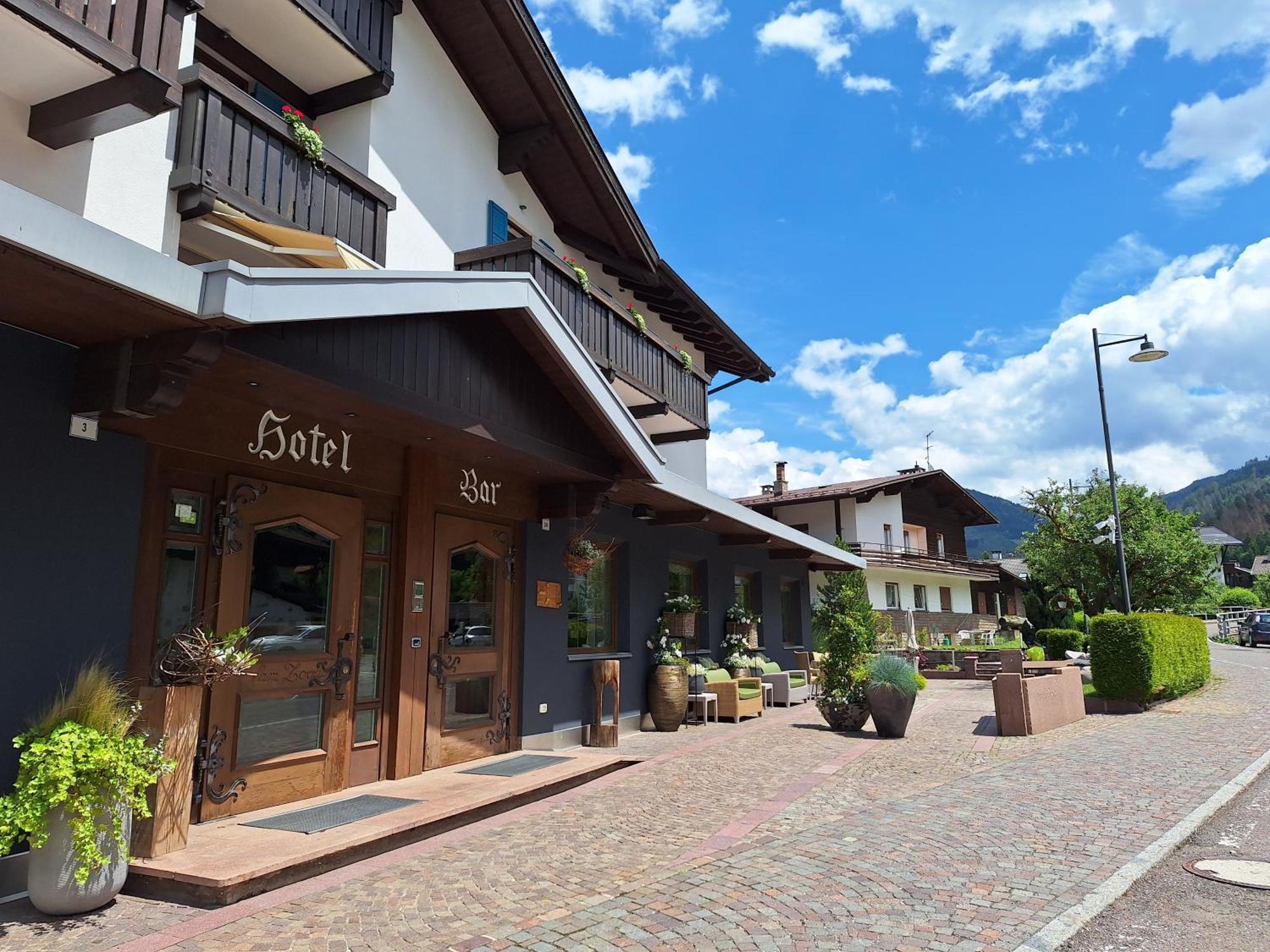 科尼乐酒店 Ziano di Fiemme 外观 照片